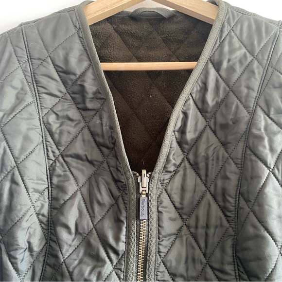 EUC Barbour Betty Fleece Liner vest gilet in Dark Olive - zips inside jacket - Picture 4 of 7
